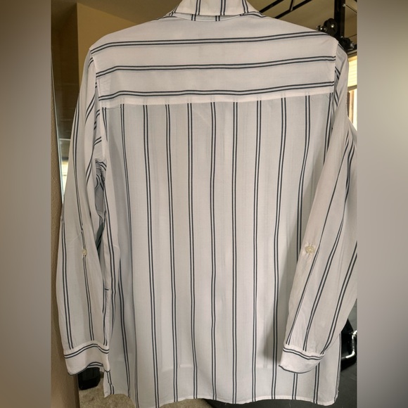 Abercrombie & Fitch Long Sleeved White With Blue Stripes Button-Up Shirt Sz S - Picture 4 of 10